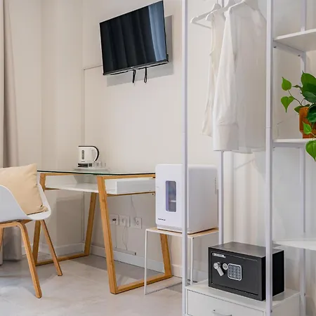 ゲストハウス Route75 - マジョーネ